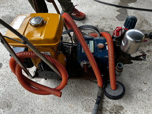 Fumigadora Estacionaria Yanmar con Motor Robin EY20 (Tipo Camilla)