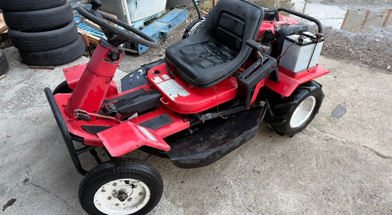 Tractor Cortacésped Compacto - Motor Briggs & Stratton Vanguard 14HP