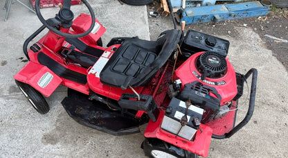 Tractor Cortacésped Compacto - Motor Briggs & Stratton Vanguard 14HP